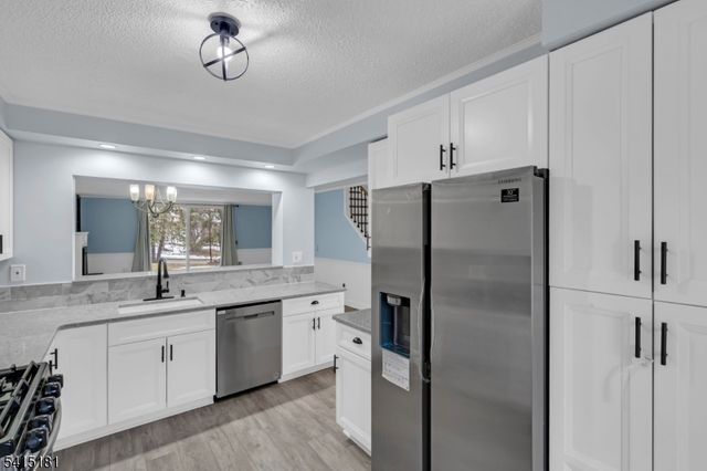 12 Dorado Dr 12E, Morristown Town, NJ 07960