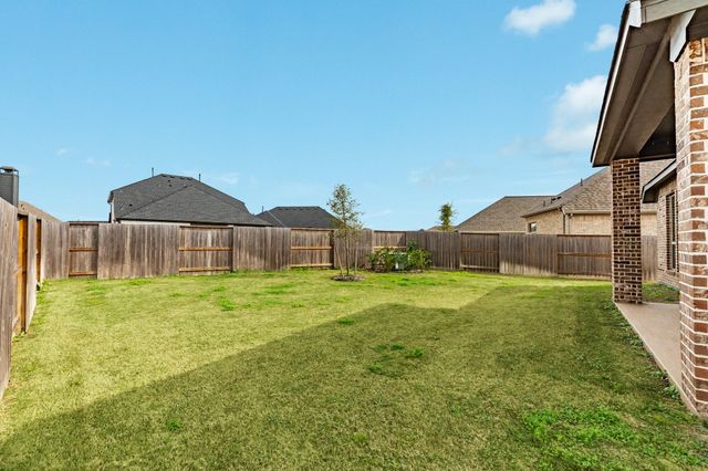 5039 Country Meadows Trail, Iowa Colony, TX 77583