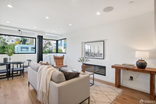 495 Chapman Street, San Francisco, CA 94110