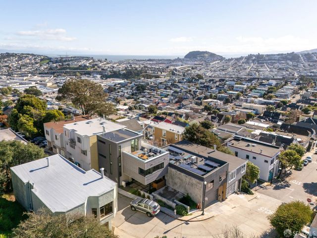 495 Chapman Street, San Francisco, CA 94110