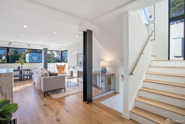 495 Chapman Street, San Francisco, CA 94110