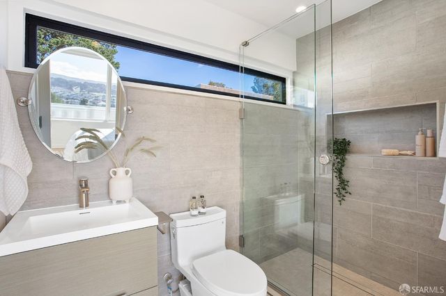 495 Chapman Street, San Francisco, CA 94110