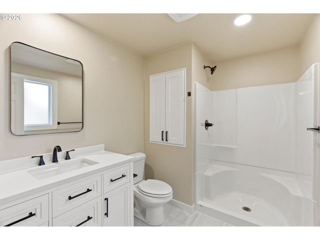 1015 CUNNINGHAM Ln, Salem, OR 97302