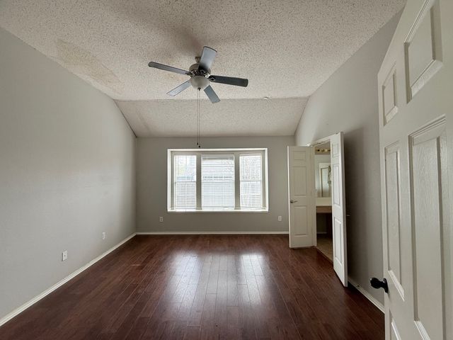 7960 Salmon Run Way, Fort Worth, TX 76137