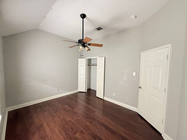 7960 Salmon Run Way, Fort Worth, TX 76137