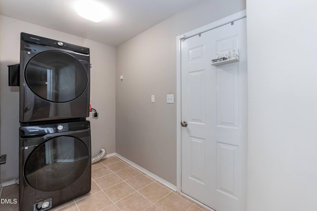 2012 Day Flower Drive, Clayton, NC 27520