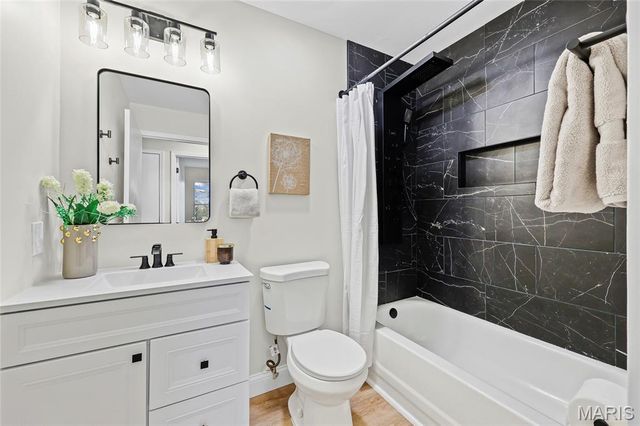 3032 Valley Ridge Drive, St Peters, MO 63376