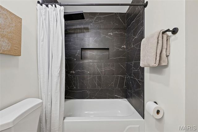 3032 Valley Ridge Drive, St Peters, MO 63376