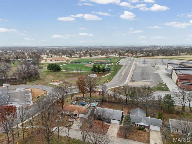 3032 Valley Ridge Drive, St Peters, MO 63376