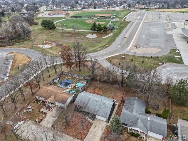 3032 Valley Ridge Drive, St Peters, MO 63376