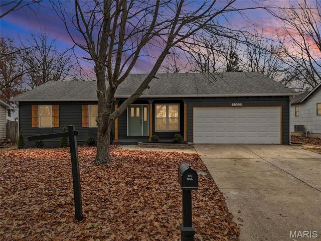 3032 Valley Ridge Drive, St Peters, MO 63376