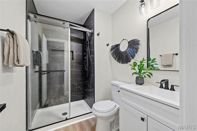 3032 Valley Ridge Drive, St Peters, MO 63376