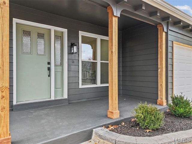 3032 Valley Ridge Drive, St Peters, MO 63376