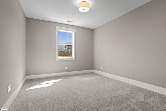 1212 N Pinot Road, Duncan, SC 29334