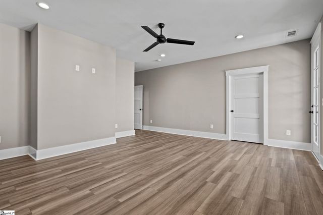 1212 N Pinot Road, Duncan, SC 29334