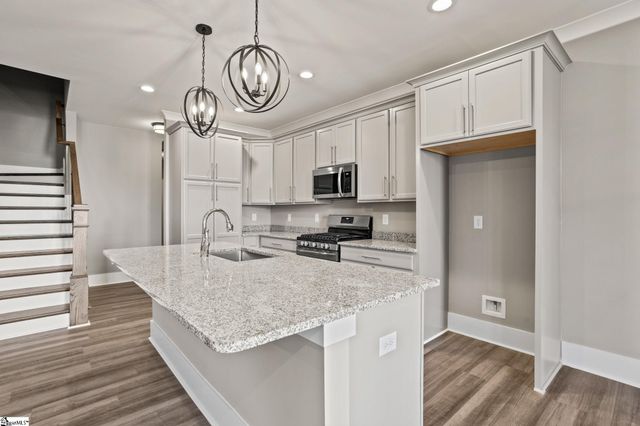 1212 N Pinot Road, Duncan, SC 29334