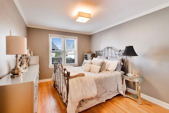 1622 N 75th Avenue, Elmwood Park, IL 60707