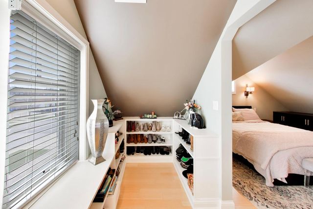 1622 N 75th Avenue, Elmwood Park, IL 60707