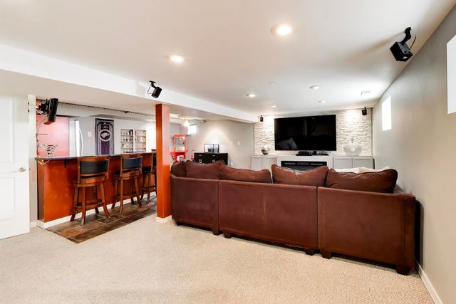 1622 N 75th Avenue, Elmwood Park, IL 60707