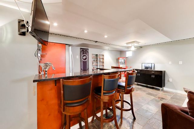 1622 N 75th Avenue, Elmwood Park, IL 60707