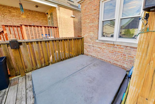 1622 N 75th Avenue, Elmwood Park, IL 60707