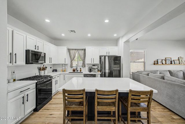 21014 W WHITE ROCK Road, Buckeye, AZ 85396