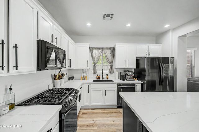21014 W WHITE ROCK Road, Buckeye, AZ 85396