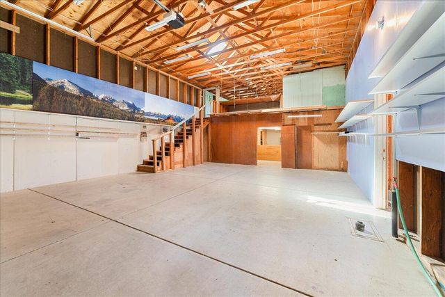 206 Eagle View Drive, Eagle Point, OR 97524