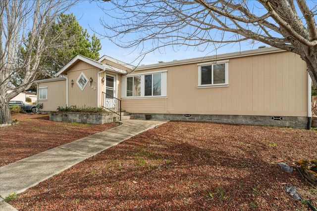 206 Eagle View Drive, Eagle Point, OR 97524