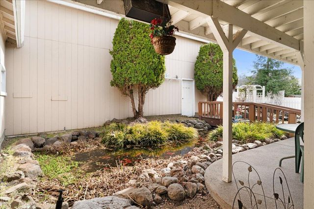 206 Eagle View Drive, Eagle Point, OR 97524