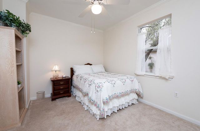 290 Whispering Wind DR, Georgetown, TX 78633