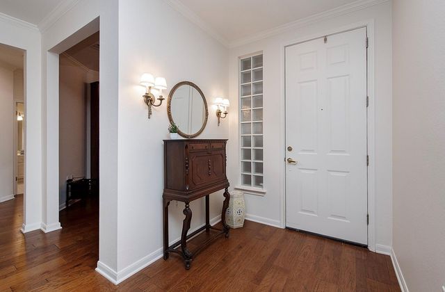 290 Whispering Wind DR, Georgetown, TX 78633