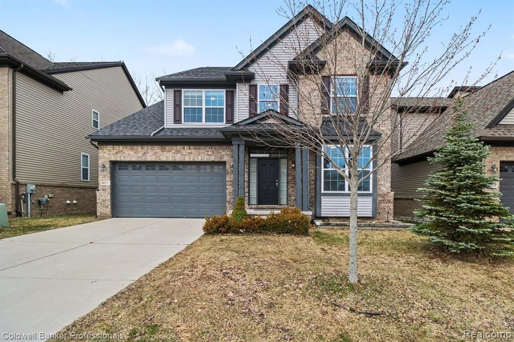 4817 W Stonegate Circle, Lake Orion, MI 48359