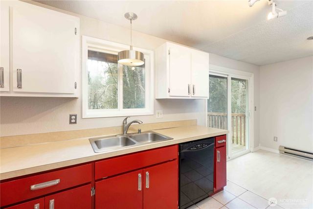 4241 Big Beef Crossing NW, Bremerton, WA 98312