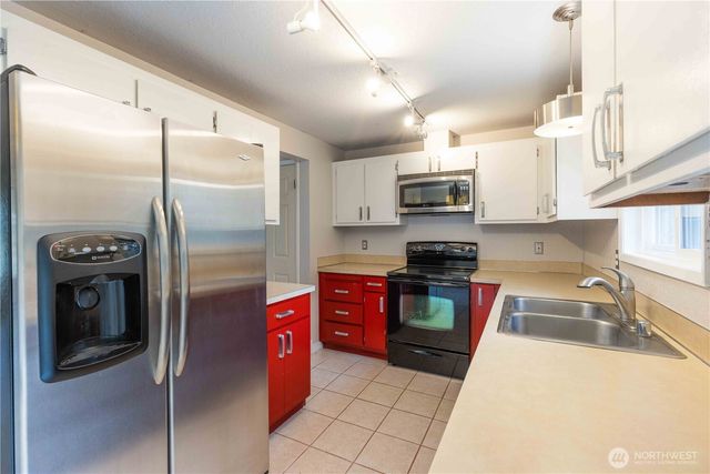 4241 Big Beef Crossing NW, Bremerton, WA 98312