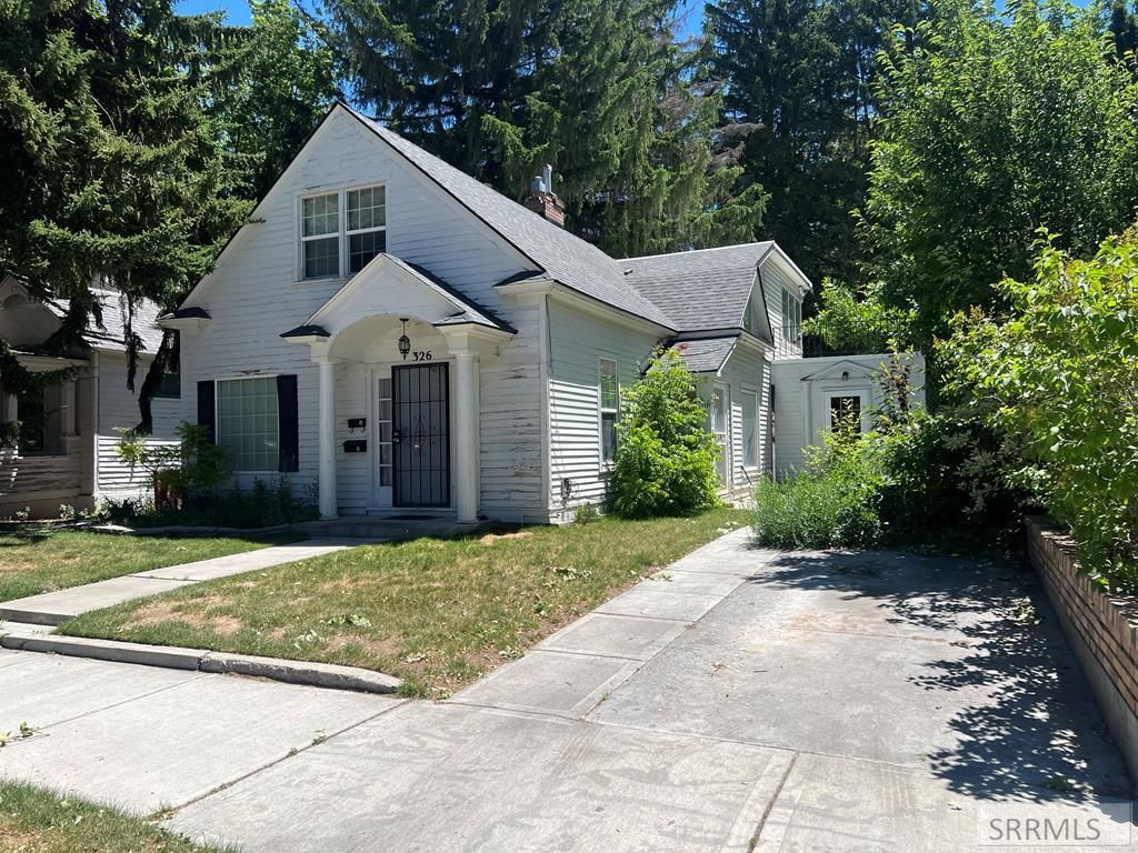 Image 1 of property listing at 326 N Ridge Avenue, Idaho Falls, ID 83402