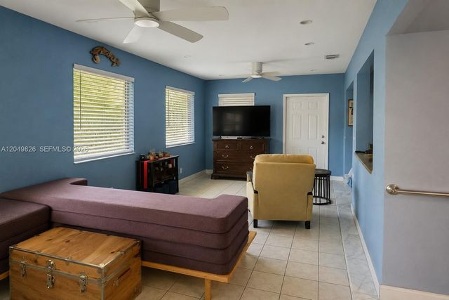 4805 NW 45th Ave, Tamarac, FL 33319