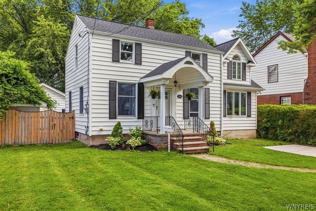 8660 Griffon Avenue, Niagara Falls, NY 14304