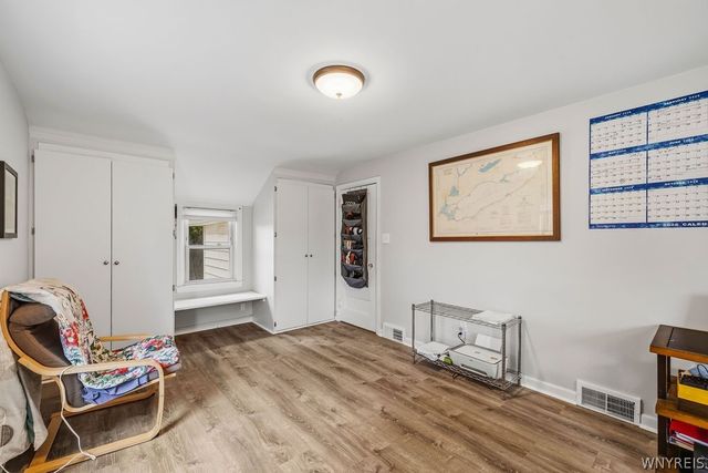 8660 Griffon Avenue, Niagara Falls, NY 14304