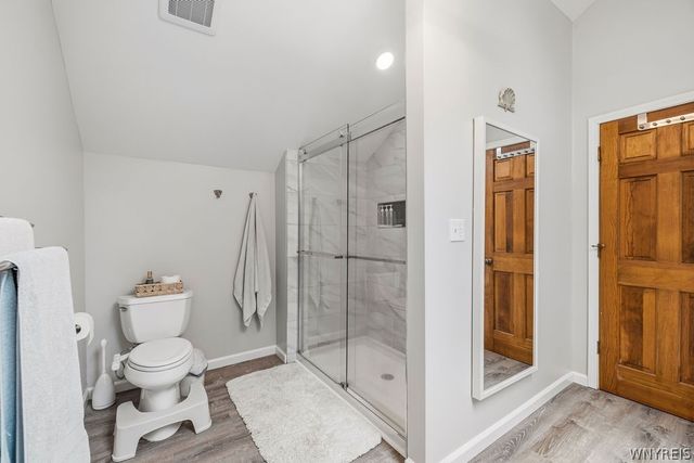 8660 Griffon Avenue, Niagara Falls, NY 14304