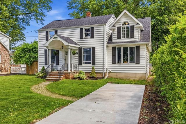 8660 Griffon Avenue, Niagara Falls, NY 14304