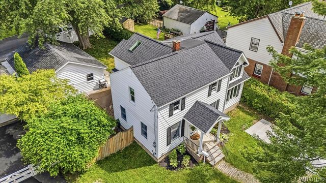8660 Griffon Avenue, Niagara Falls, NY 14304