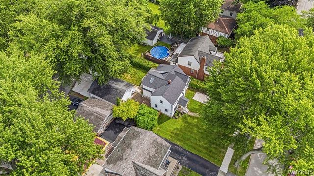 8660 Griffon Avenue, Niagara Falls, NY 14304