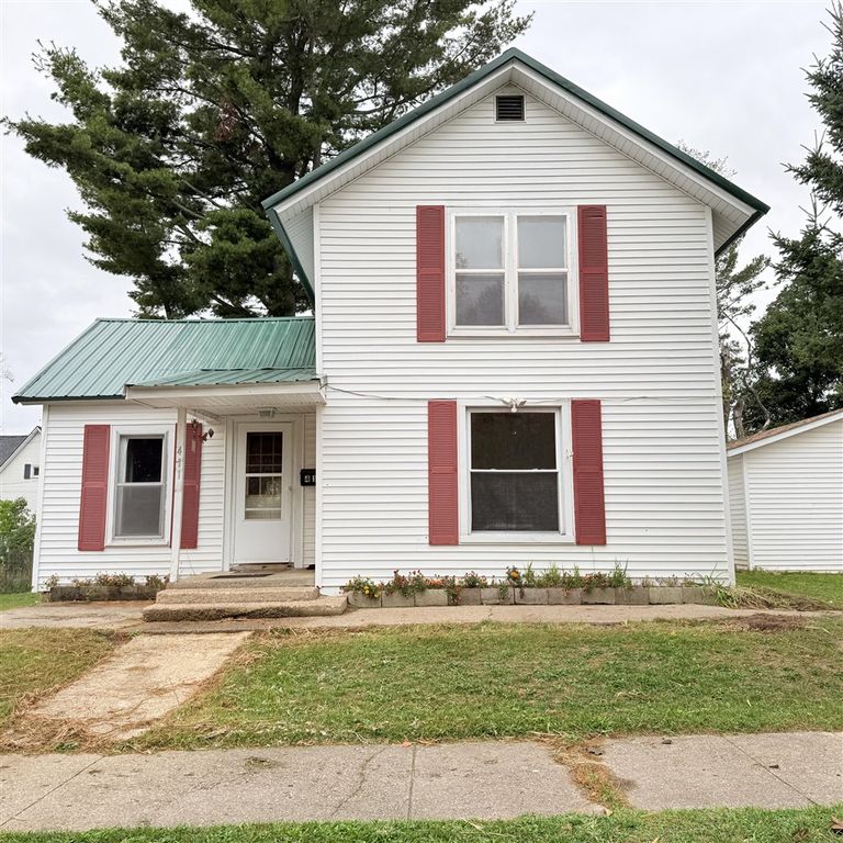 411 N Higbee Street, Reed City, MI 49677