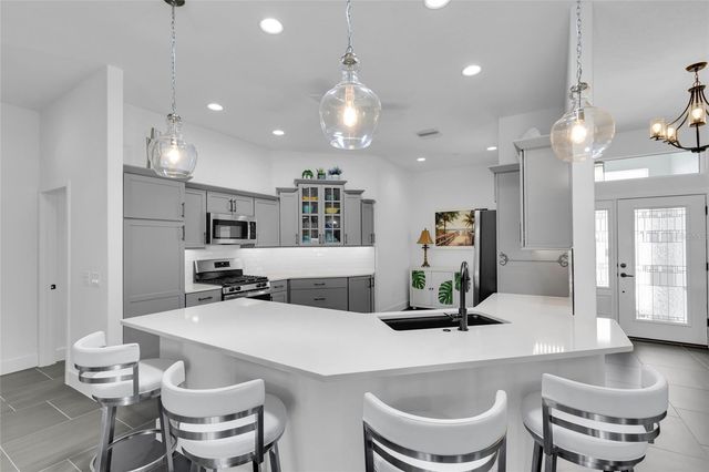 5495 HAWKINS DRIVE, The Villages, FL 32163