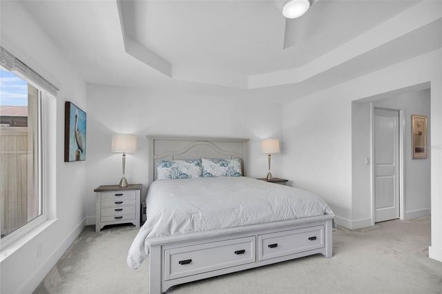 5495 HAWKINS DRIVE, The Villages, FL 32163