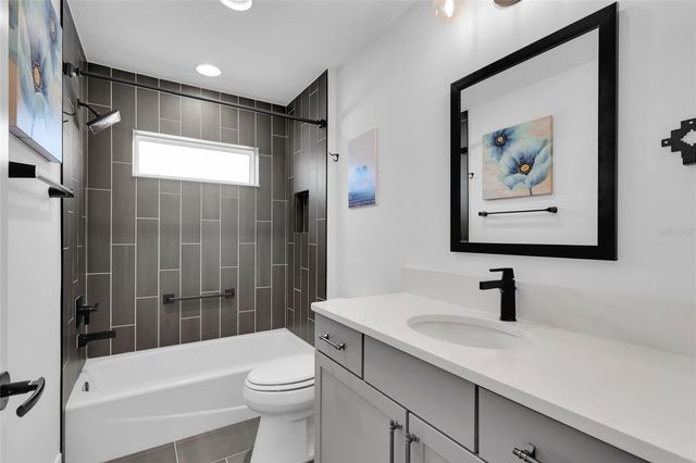 5495 HAWKINS DRIVE, The Villages, FL 32163