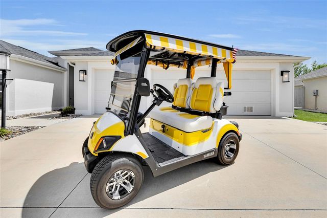 5495 HAWKINS DRIVE, The Villages, FL 32163