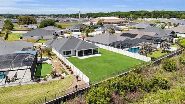 5495 HAWKINS DRIVE, The Villages, FL 32163