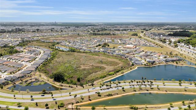 5495 HAWKINS DRIVE, The Villages, FL 32163